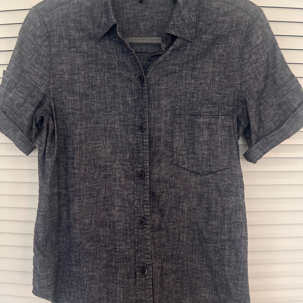 Theory Women's Charcoal Button-Down Shirt